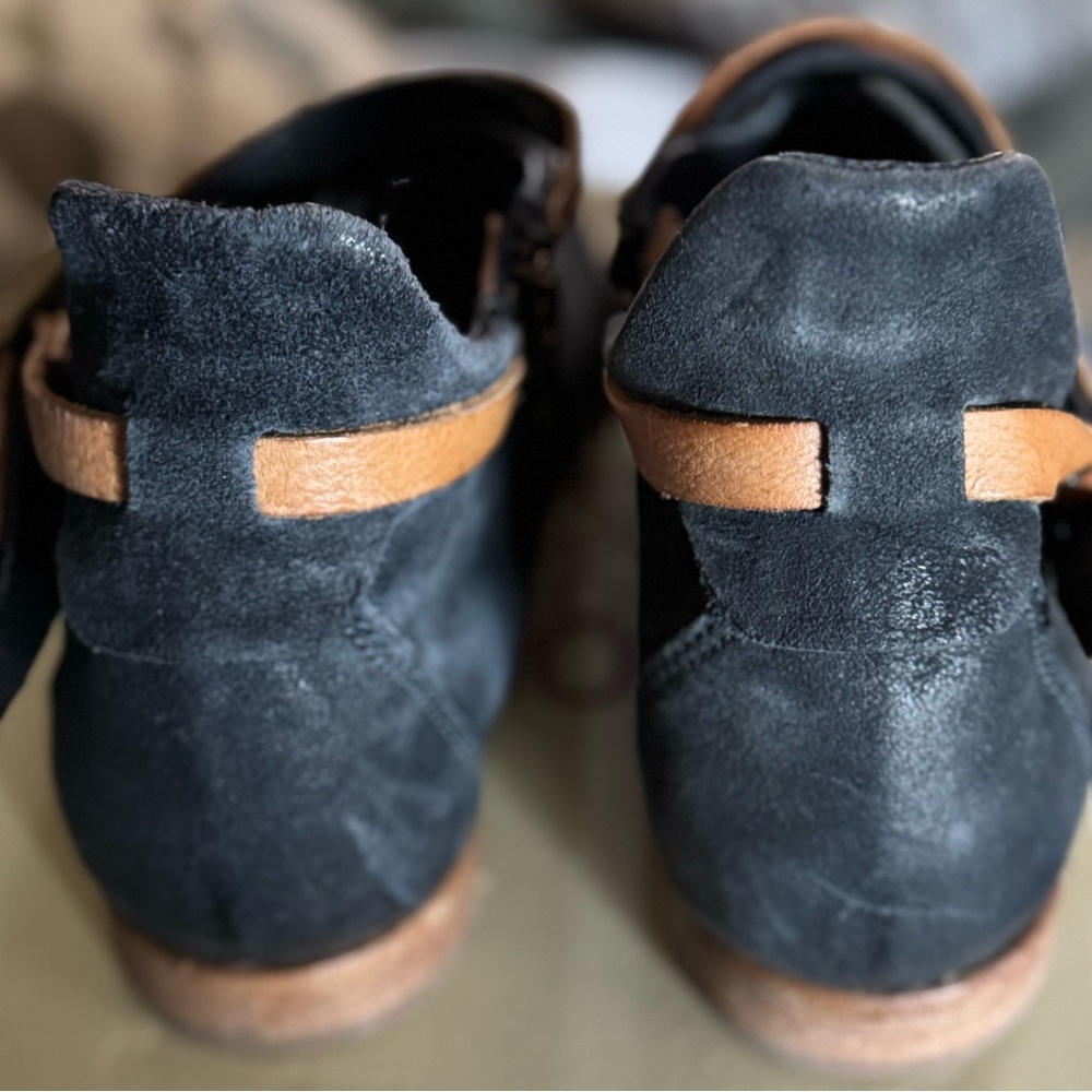 A.S. 98 Blue Suede Ankle Boots with leather strap - Picture 3 of 7